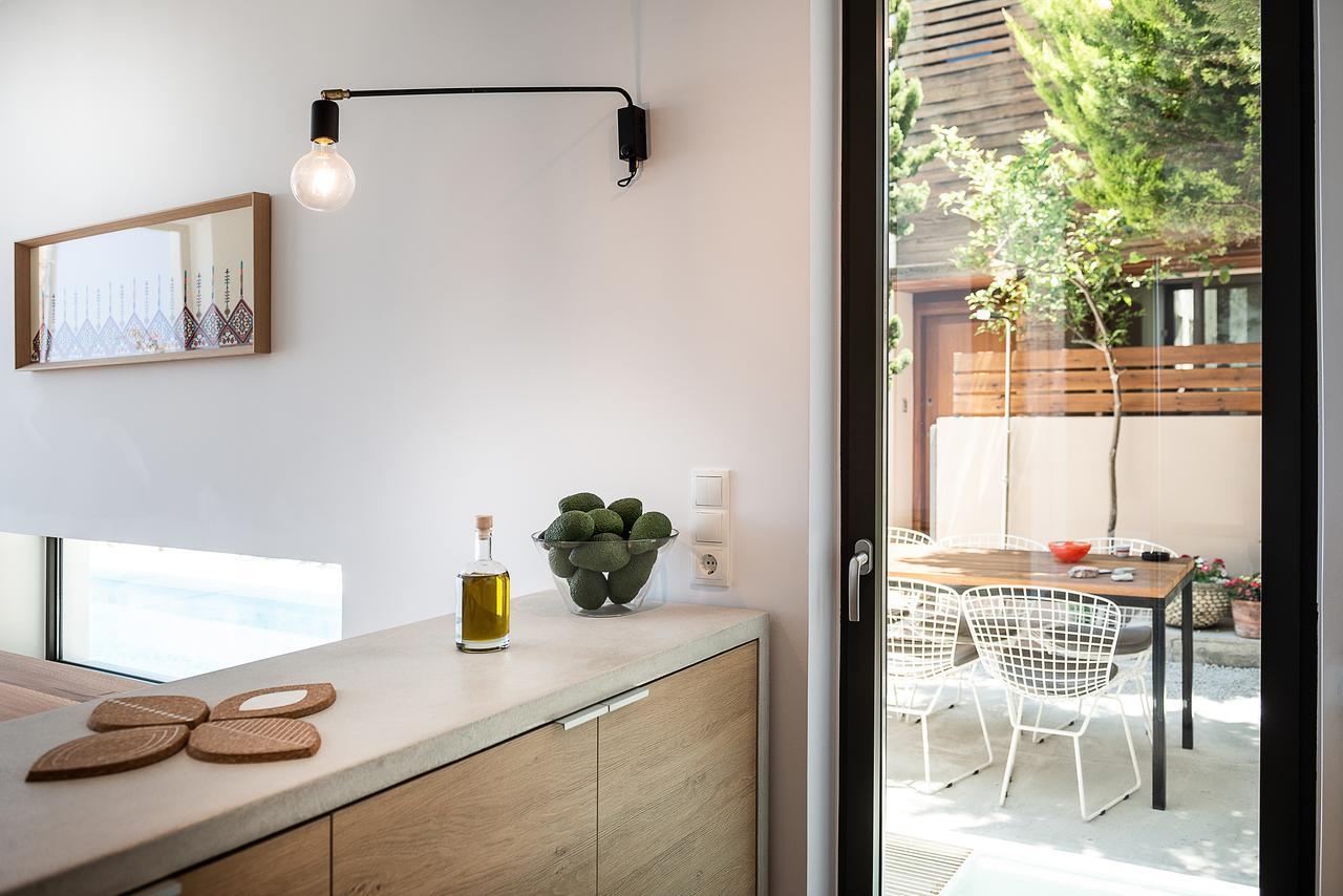 Fos Villa, A Luxe House With Private Heated Pool Galatás エクステリア 写真