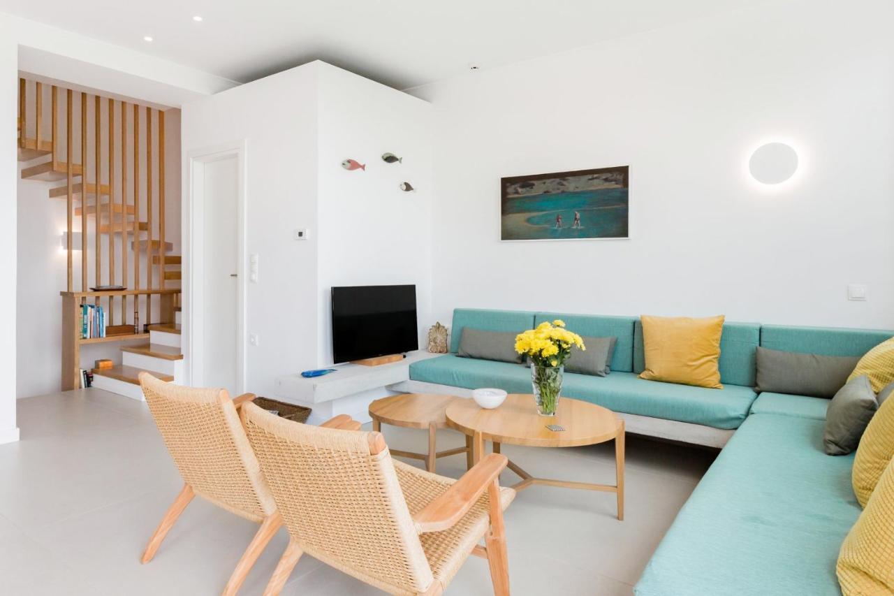 Fos Villa, A Luxe House With Private Heated Pool Galatás エクステリア 写真