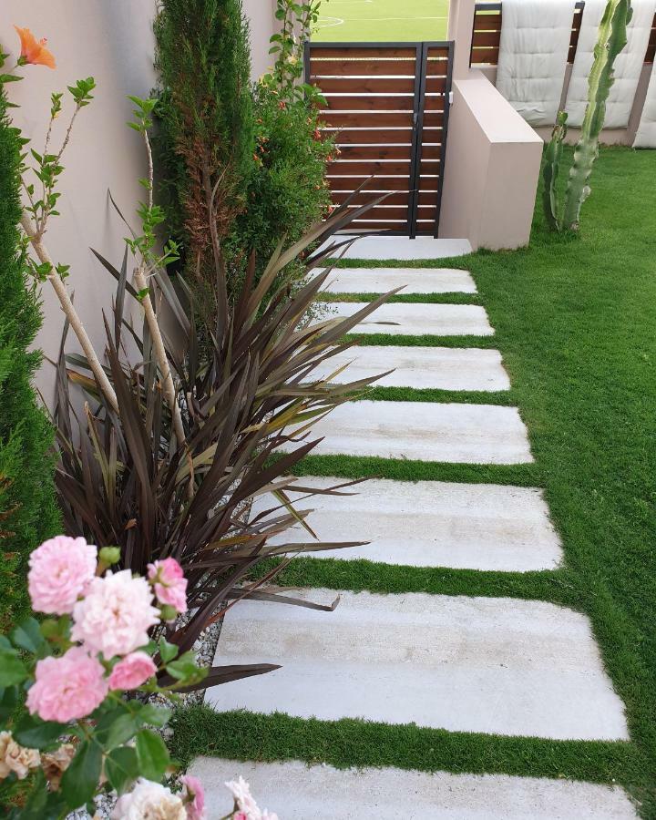 Fos Villa, A Luxe House With Private Heated Pool Galatás エクステリア 写真